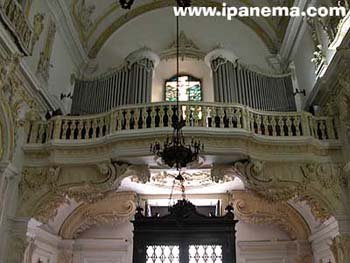 organatchurchofsantacruzdosmilitaresinriodejaneirobrazil