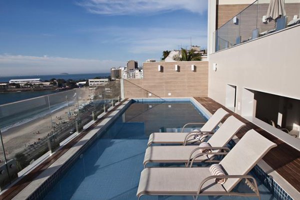 Golden Tulip Regente